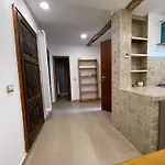 Alexander Place بيلو إنفيريوري